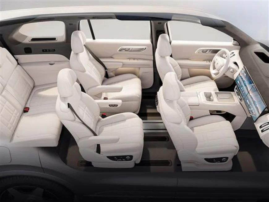 Deepal S09 Luxury SUV Debuts with Huawei Smart Cabin and Extended Range Tech