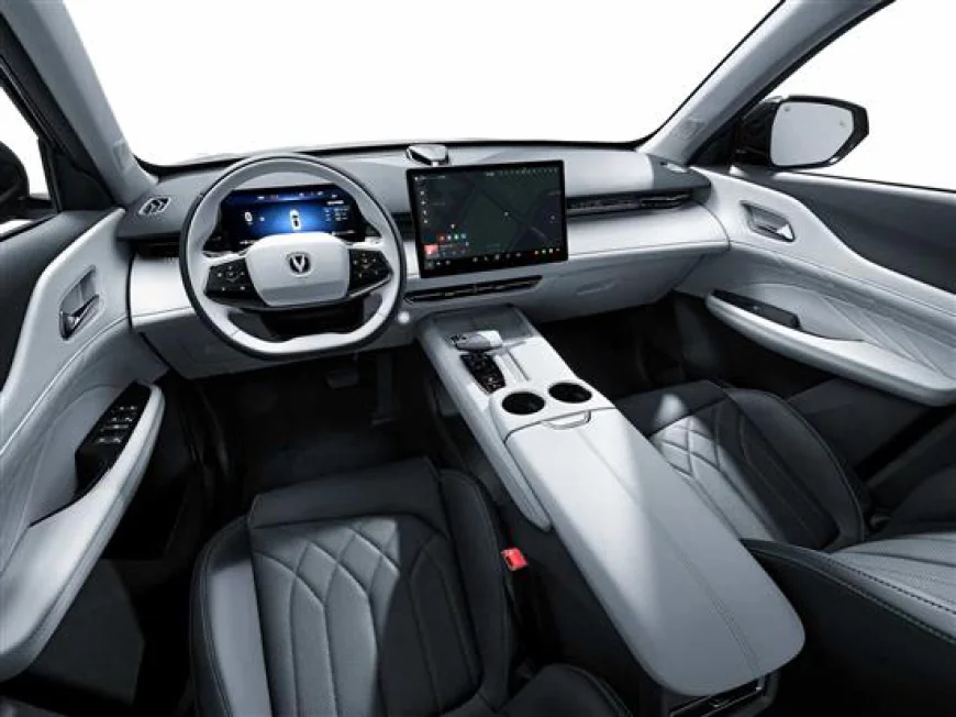 2025 Changan UNI-Z Set to Launch with 500Bar Engine and Limited Dark Knight Hybrid Edition